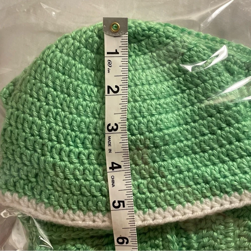 NWOT Hand Crocheted Green Beanie and Diaper Cover 3-6 Month